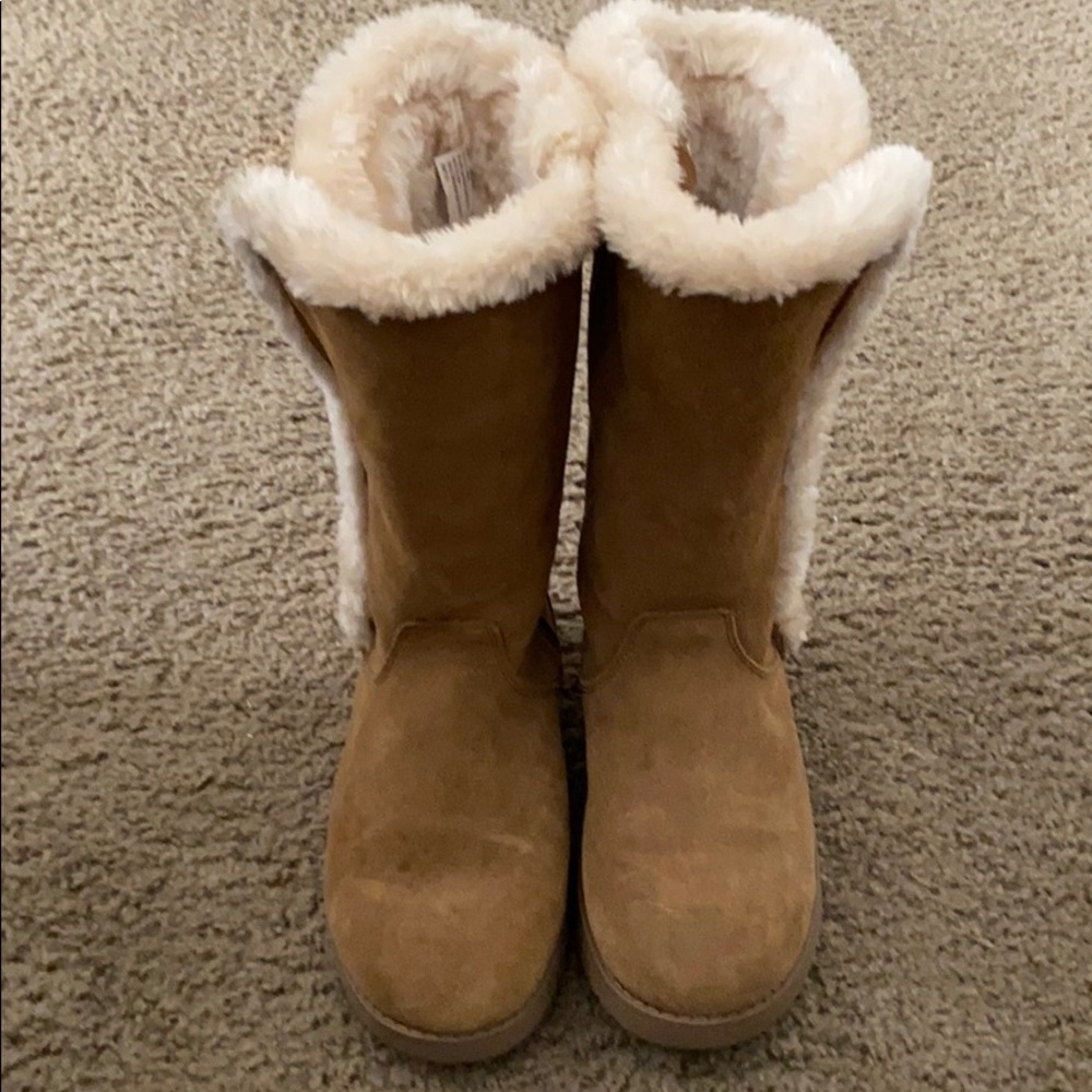 Like Brand New Tan Winter Boots